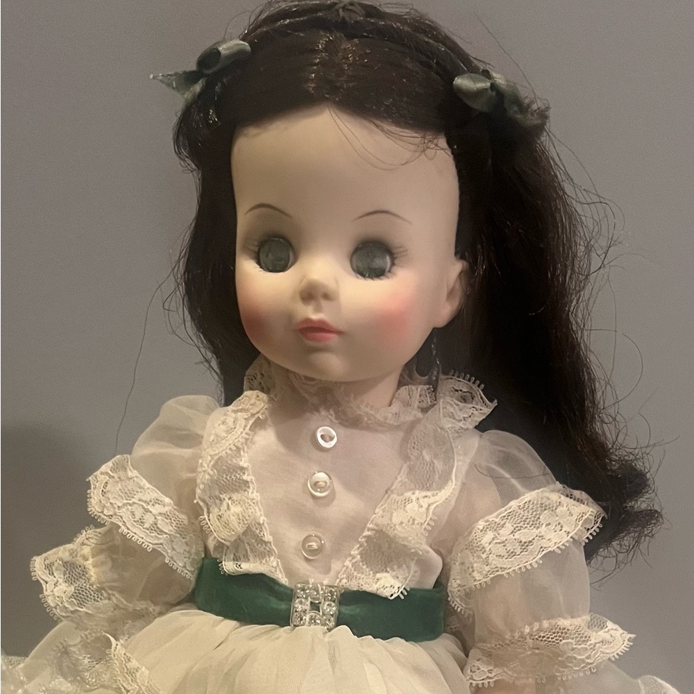 Scarlett O'Hara/Gone with the Wind14" Madame Alexander Doll